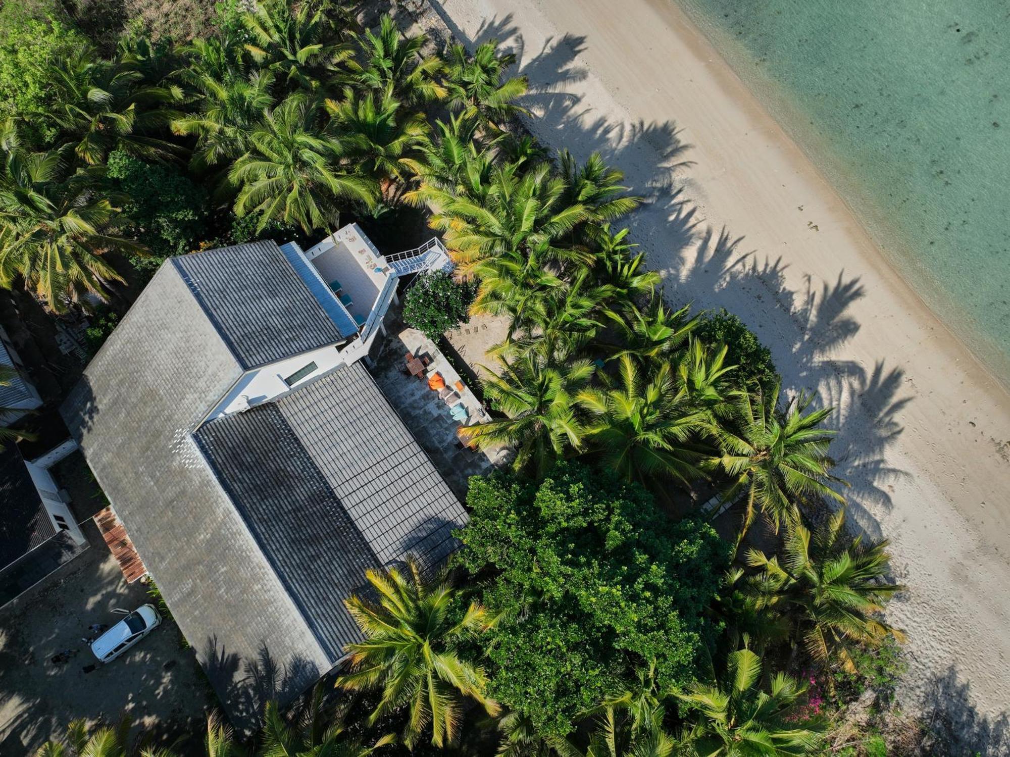 Myamo Beach Lodge Jereweh Exteriér fotografie